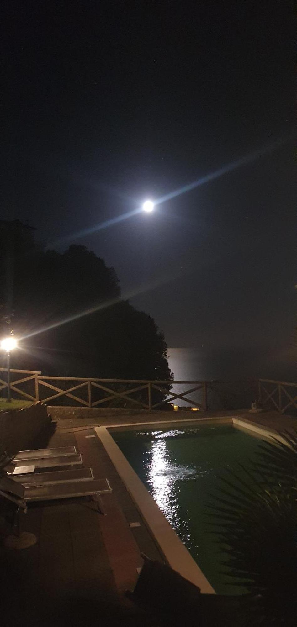 Bed and Breakfast La Cicogna Аджерола Экстерьер фото